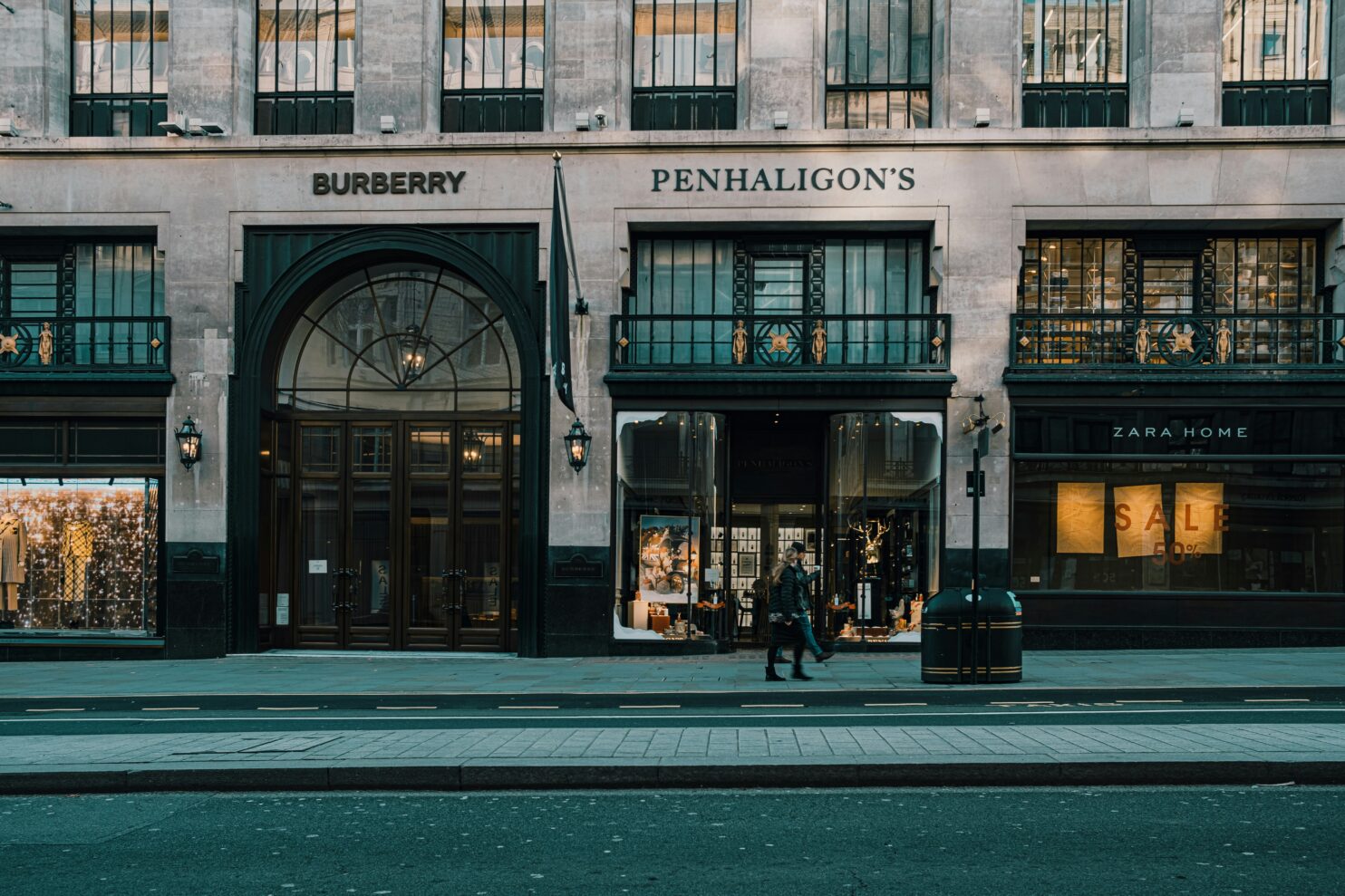 Burberry store front